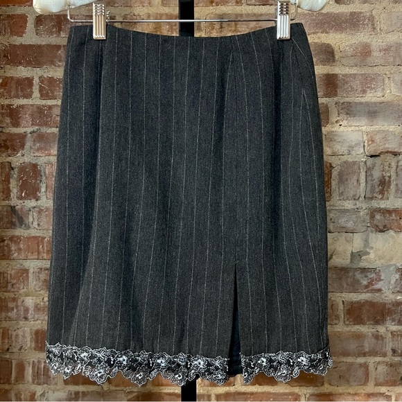 Vintage Pinstripe Gray Midi Skirt w/ Lace Trim and Slit. -Size 4 -SK09 - Picture 1 of 7